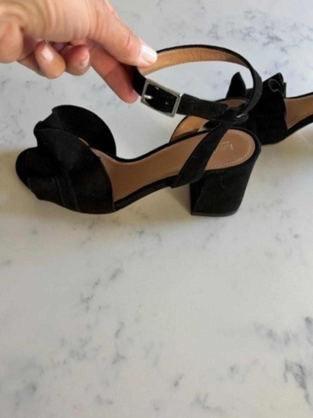 NWOB Lewit Lucina Black Suede Sandal